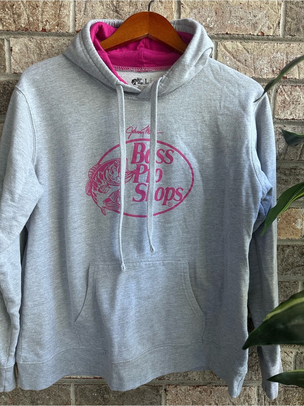 Bass Pro Shops Gray Hoodie with Pink Logo and Lined Hood women’s large